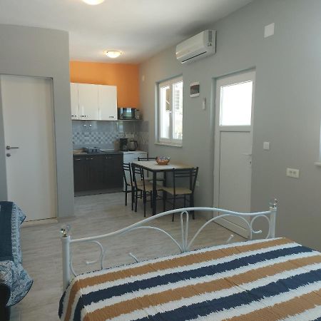 Studio Apartment Palmira Ližnjan Extérieur photo