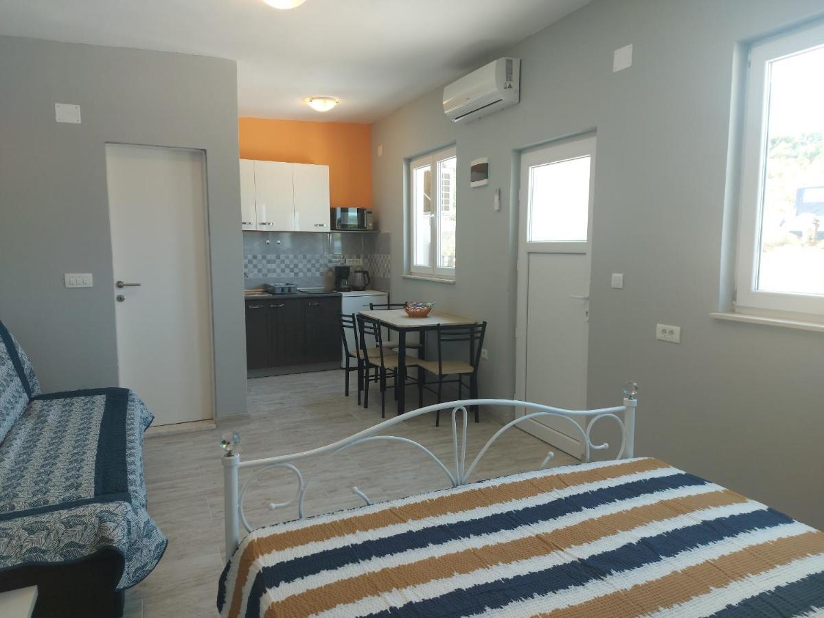 Studio Apartment Palmira Ližnjan Extérieur photo