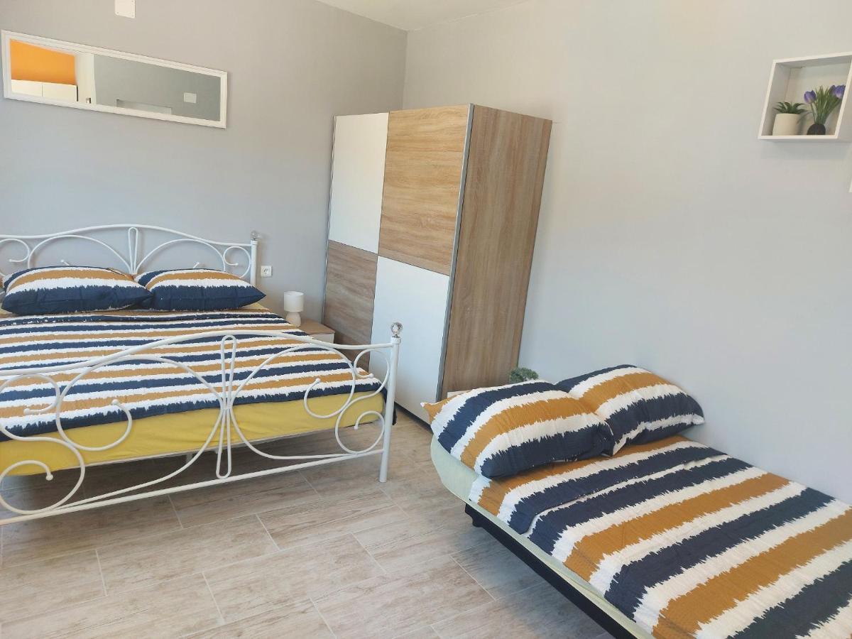 Studio Apartment Palmira Ližnjan Extérieur photo